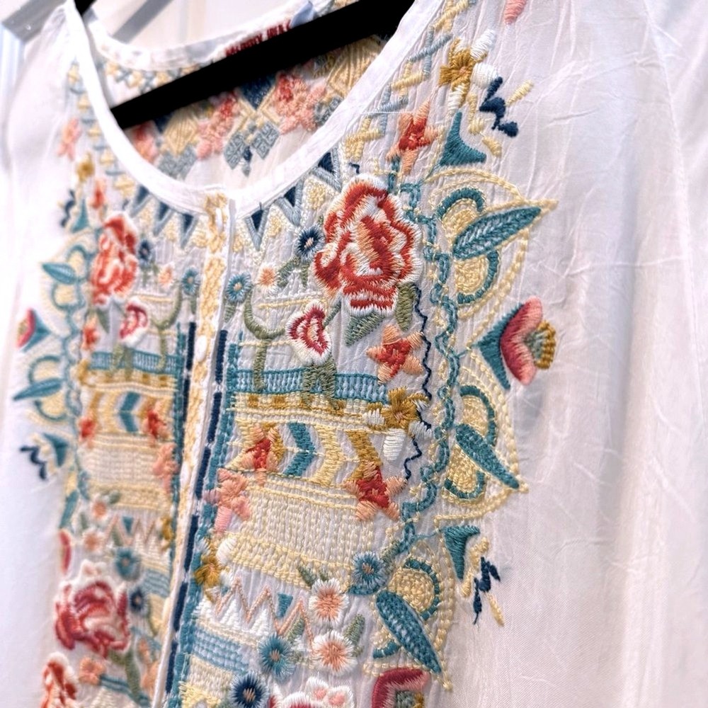 JOHNNY‎ WAS White Floral Embroidered 3/4 Sleeve Tunic Top Women's Size S - Picture 3 of 7